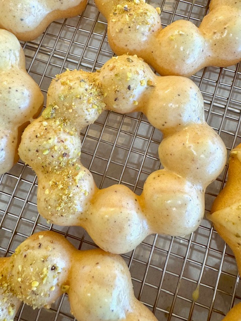 Honey Buter w/ Pistachos